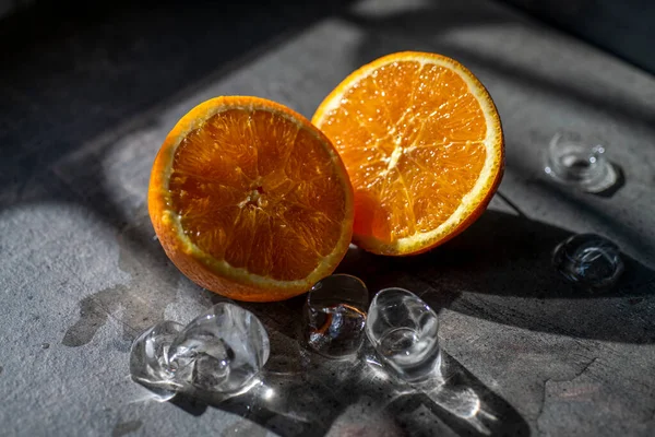 Orangenscheiben Nahaufnahme Vor Grauem Hintergrund — Stockfoto
