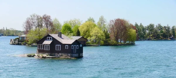 Abd Kanada Sınırında Lawrence Nehri Üzerinde 1000 Islands Telifsiz Stok Fotoğraflar