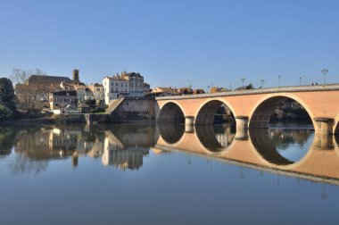 Bergerac, Dordogne Nehri Köprüsü