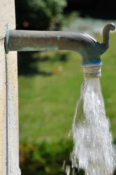 Fountain Charentes — Stock Photo, Image