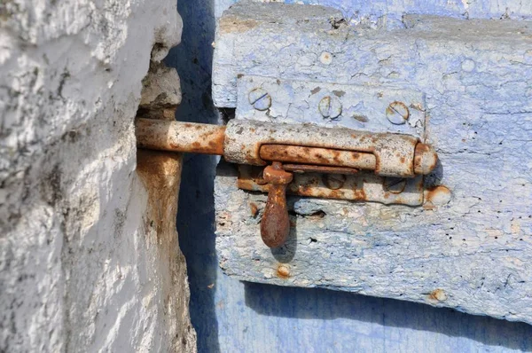 Oude Rusty Hangslot Bretagne — Stockfoto