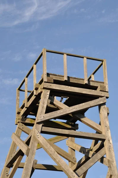 Houten wachttoren in Anjou — Stockfoto