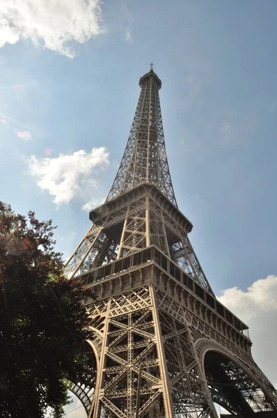 Памятник Парижу Эйфелева Башня — стоковое фото