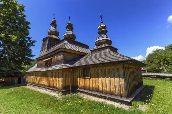 Chiesa storica di San Nicola a Bodruzal, Slovacchia — Foto Stock