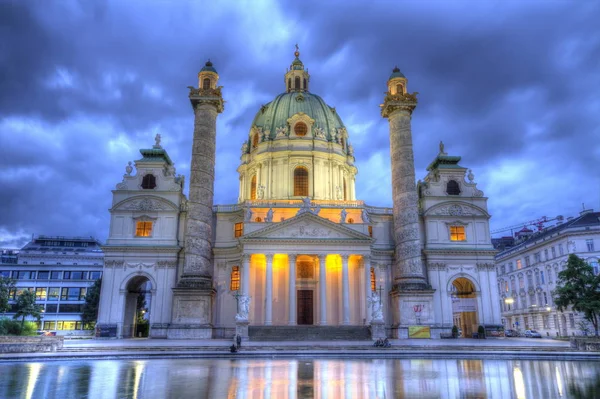 Saint charless church at karlsplatz in wien, Österreich, hdr — Stockfoto