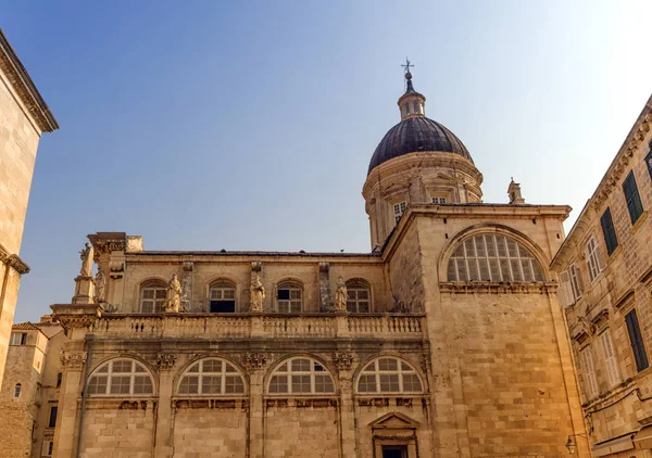 Dubrovnik Catedral da Assunção no centro da cidade velha em Dubrovnik, Croácia — Fotografia de Stock