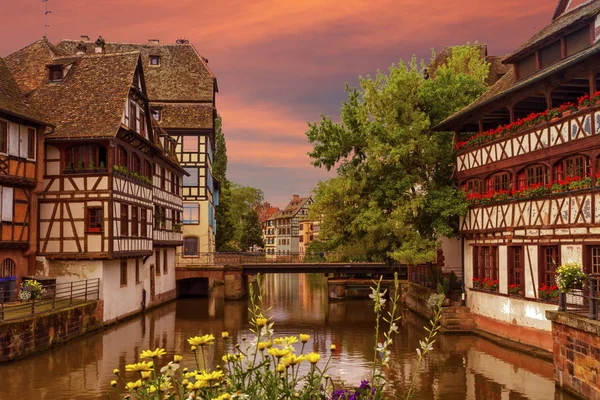 Half-timbered houses in Petite France, Strasbourg, France — Stock Photo, Image