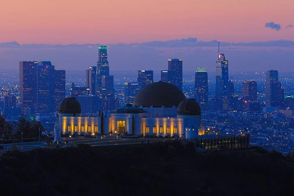 Обсерватория Гриффит в Лос-Анджелесе, Калифорния — стоковое фото