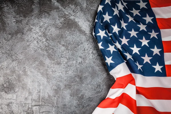 Amerikaanse vlag op grijze achtergrond — Stockfoto