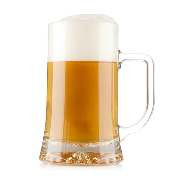 Tazza di birra su sfondo bianco — Foto Stock