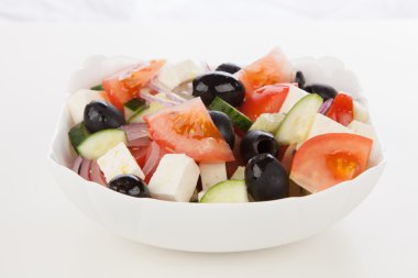 leziz Yunan salatası