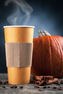 Kağıt bardak kabak spice latte
