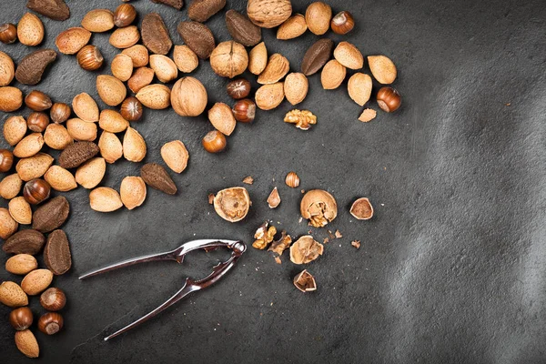 Sortiment av nötter — Stockfoto