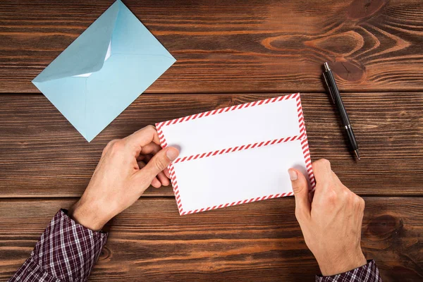 Sending a letter — Stock Photo, Image