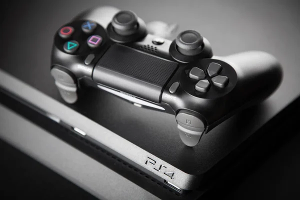Playstation 4 consola de juegos —  Fotos de Stock