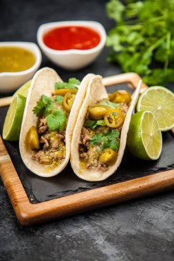 sığır eti ile Meksika tacos