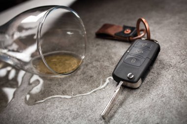 Sarhoş araba kullanma konsepti