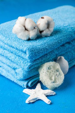 Yumuşak mavi havlu