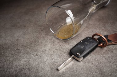 Sarhoş araba kullanma konsepti