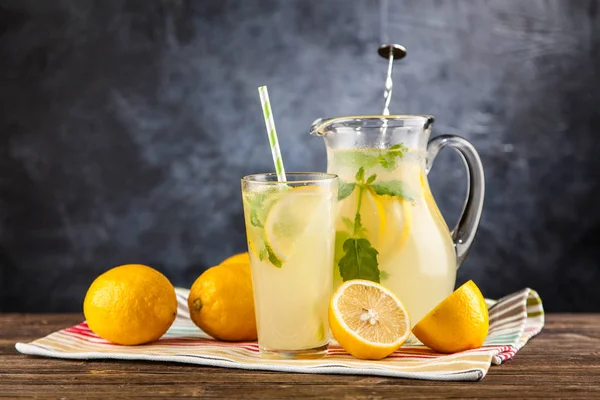 Glas Limonade — Stockfoto