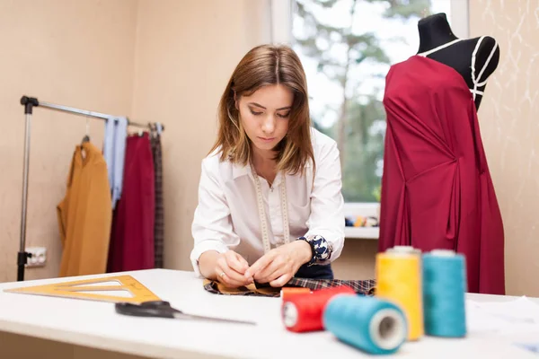 Moda Tasarımcısı stüdyo — Stok fotoğraf