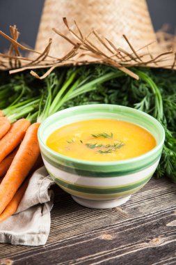 Havuçlu krem çorba