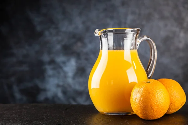 罐橙汁 — 图库照片