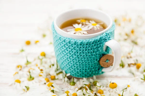 カモミール茶のカップ — ストック写真