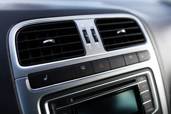 Ventiladores de ar em um carro — Fotografia de Stock