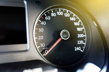 Modern bir araba Pano