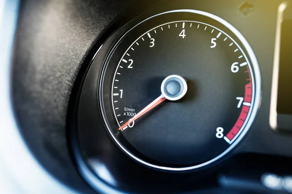 Painel em um carro moderno — Fotografia de Stock