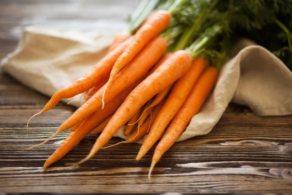 Carota biologica fresca — Foto Stock