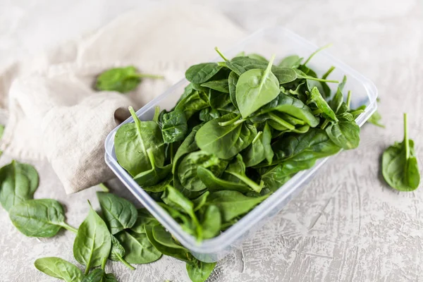 Espinaca baby: imágenes, fotos de stock libres de derechos | Depositphotos