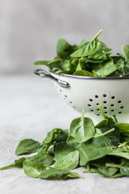 Bebek ıspanak yaprakları