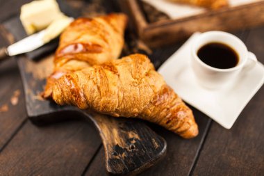 Taze tereyağı kruvasan