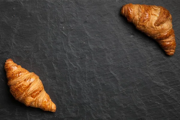 Friss vaj croissant — Stock Fotó