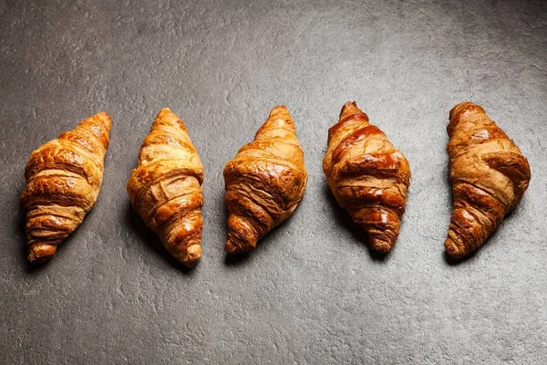 Croissants de mantequilla fresca —  Fotos de Stock