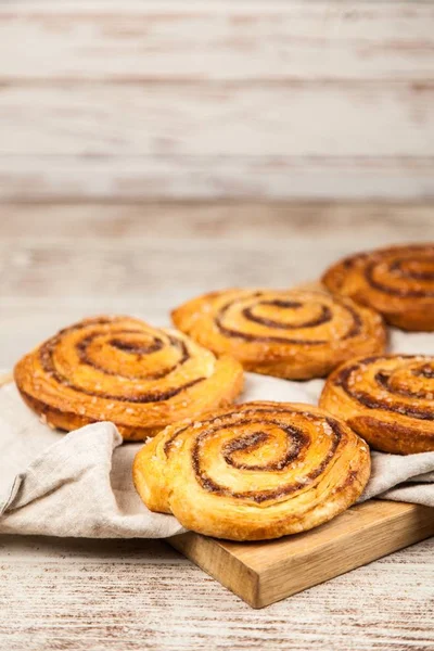 Traditionele kaneel broodjes — Stockfoto