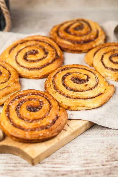 Traditionele kaneel broodjes — Stockfoto