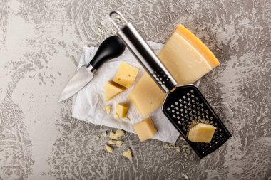 farklı çeşit peynir