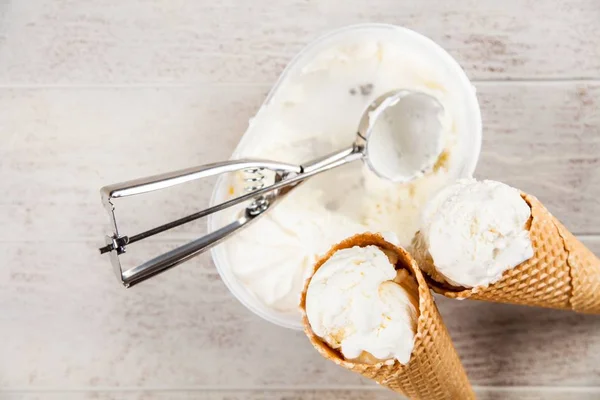 Ice cream cone — Stock Photo, Image