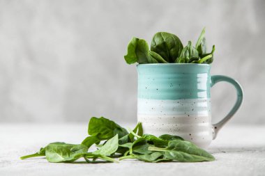 Bebek ıspanak yaprakları