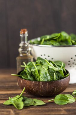 Bebek ıspanak yaprakları