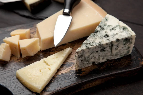 Différentes sortes de fromage — Photo
