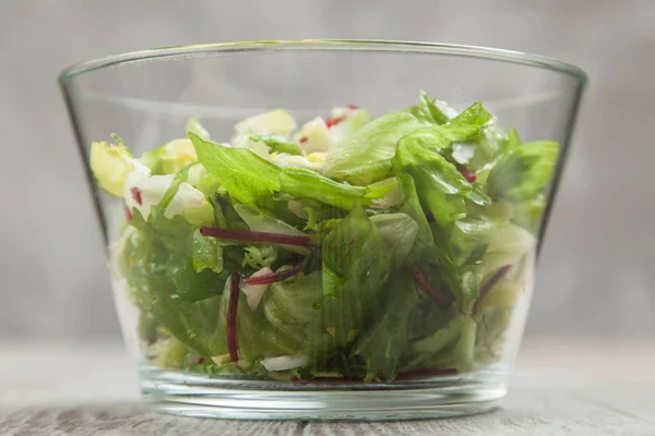 Fresh green salad — Stock Photo, Image