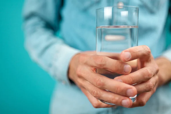 Een glas water. — Stockfoto