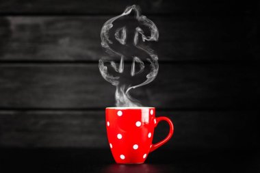 kırmızı kahve kupası.