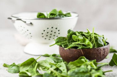 Bebek ıspanak yaprakları