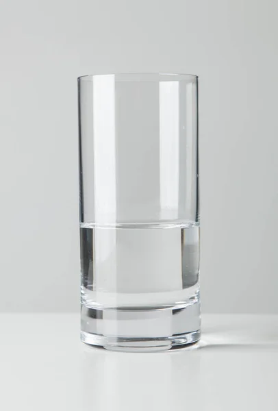 Wasserflasche aus Kunststoff — Stockfoto