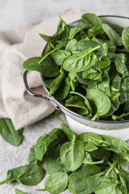 Bebek ıspanak yaprakları